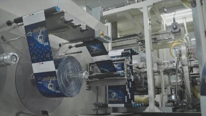 界茅台坐上世界的牌桌AG真人网中国母婴(图13) 界茅台坐上世界的牌桌AG真人网中国母婴(图13)