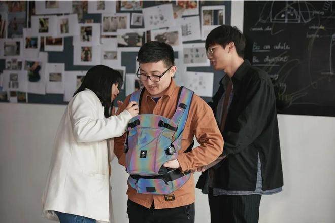 界茅台坐上世界的牌桌AG真人网中国母婴(图16) 界茅台坐上世界的牌桌AG真人网中国母婴(图16)